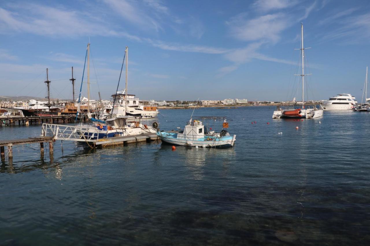 Apartment In Kato Pafos & 10 Min To Venus Beach Εξωτερικό φωτογραφία